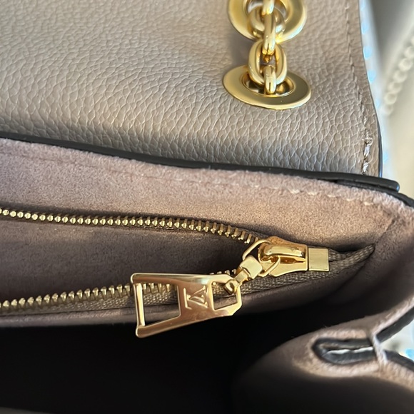 ***SOLD*** Louis Vuitton 2021 Monogram Empreinte Vavin PM - Picture 7 of 10